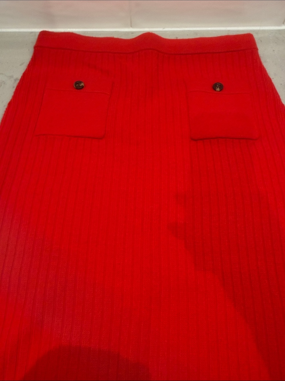 Ann Taylor matching set! red cardigan and sweater skirt - Picture 4 of 8